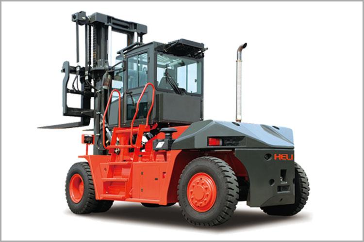 G系列 16-18噸內燃平衡重叉車車體前方裝有升降貨叉、車體尾部裝有平衡重塊的起升車輛